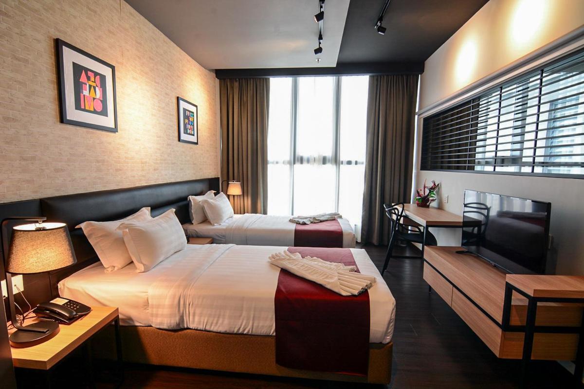 The Granite Luxury Hotel Penang George Town Exterior foto
