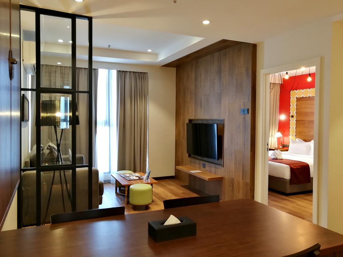 The Granite Luxury Hotel Penang George Town Exterior foto